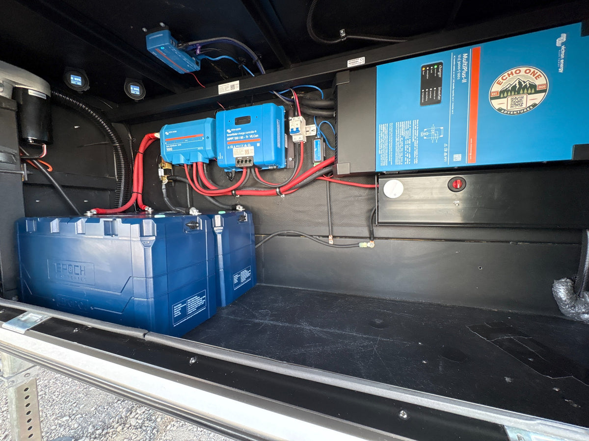 Integrated lithium battery, inverter and solar controller installation